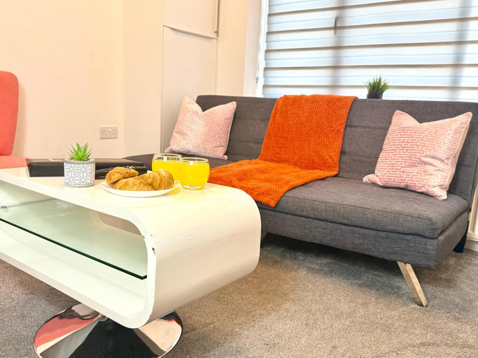 קידלינגטון Walnut Flats-F5, Stylish 1-Bedroom - Parking, Netflix, Wifi - Close To Oxford, Bicester & Blenheim Palace מראה חיצוני תמונה