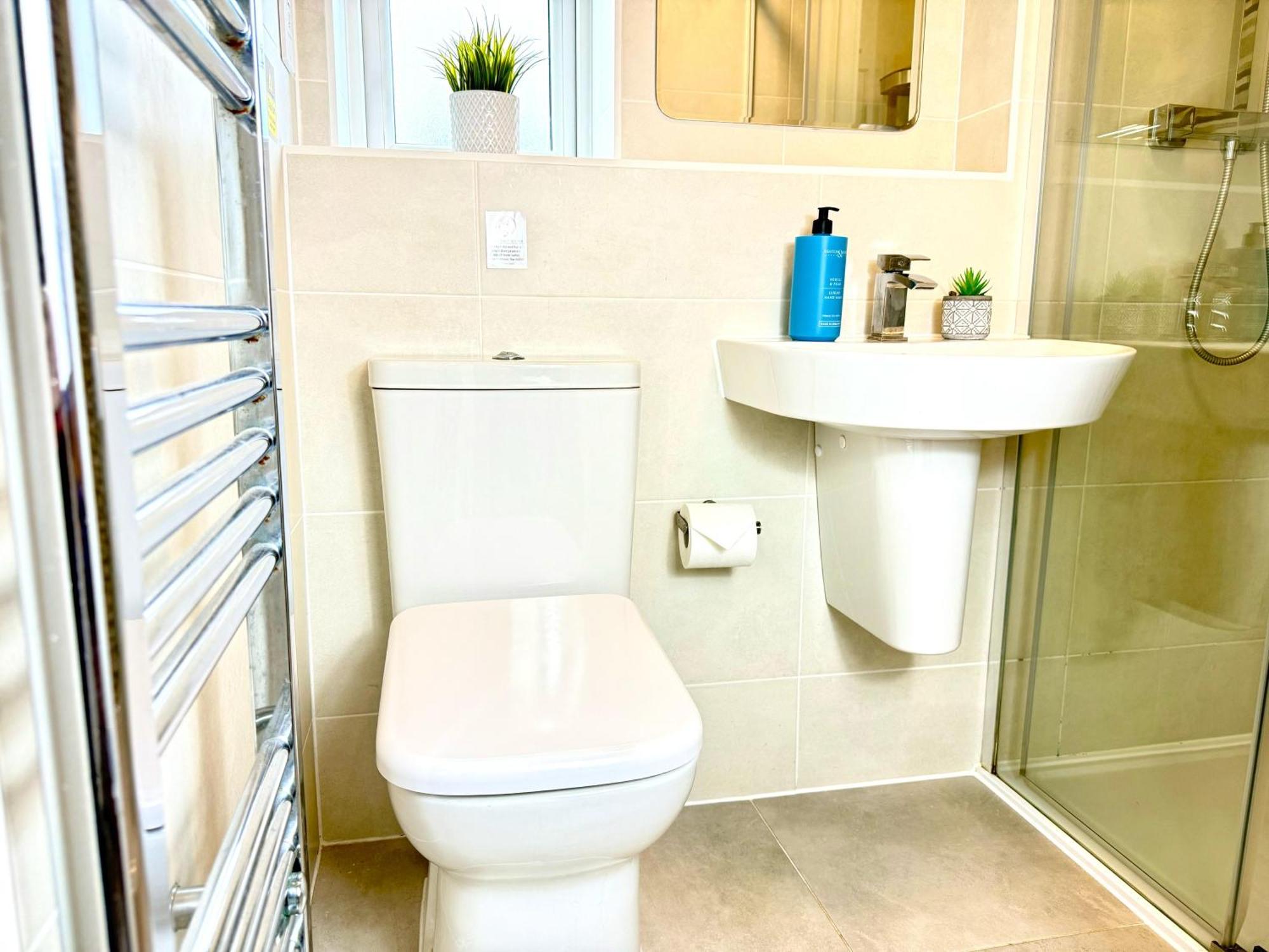 קידלינגטון Walnut Flats-F5, Stylish 1-Bedroom - Parking, Netflix, Wifi - Close To Oxford, Bicester & Blenheim Palace מראה חיצוני תמונה