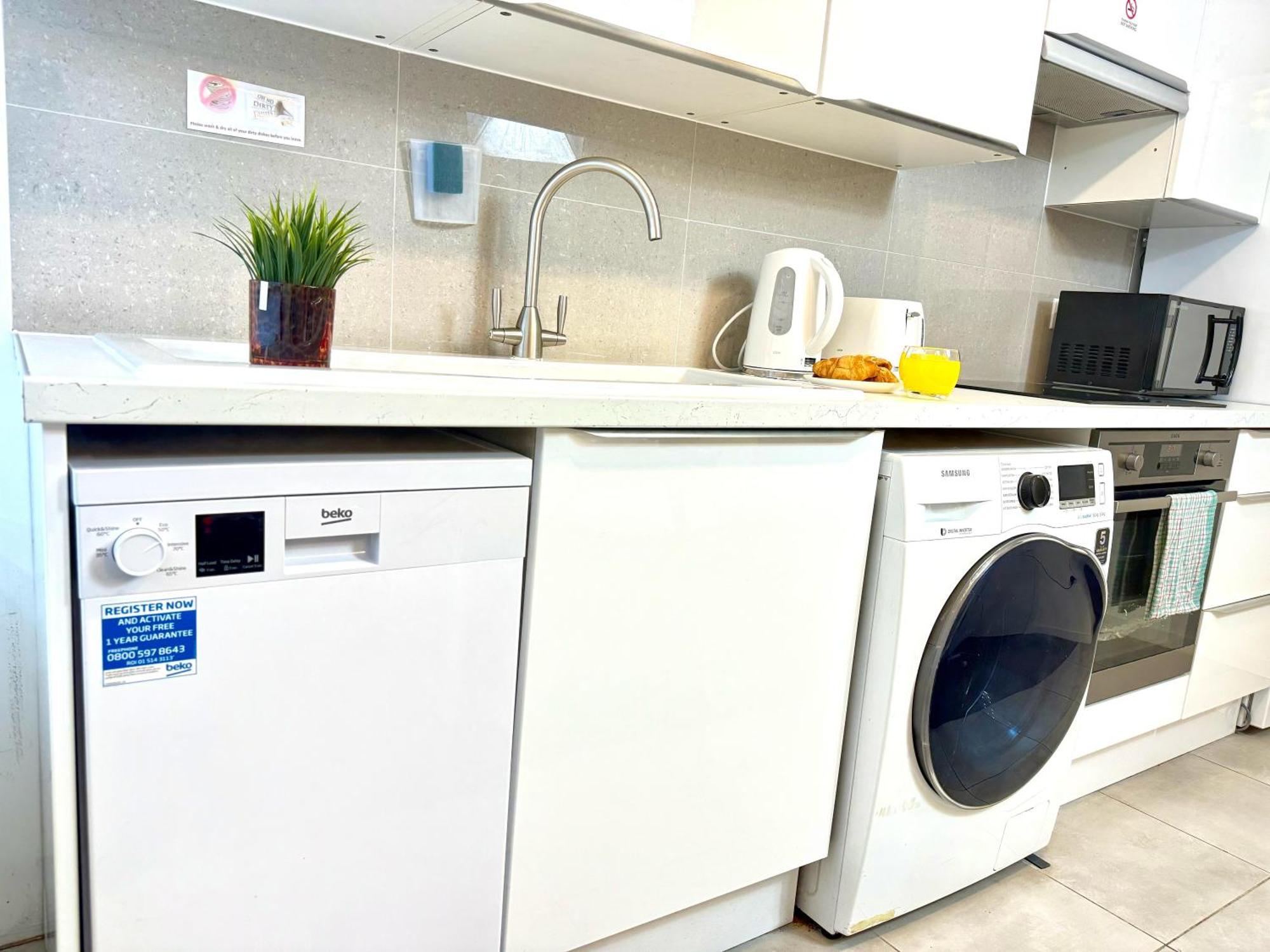 קידלינגטון Walnut Flats-F5, Stylish 1-Bedroom - Parking, Netflix, Wifi - Close To Oxford, Bicester & Blenheim Palace מראה חיצוני תמונה