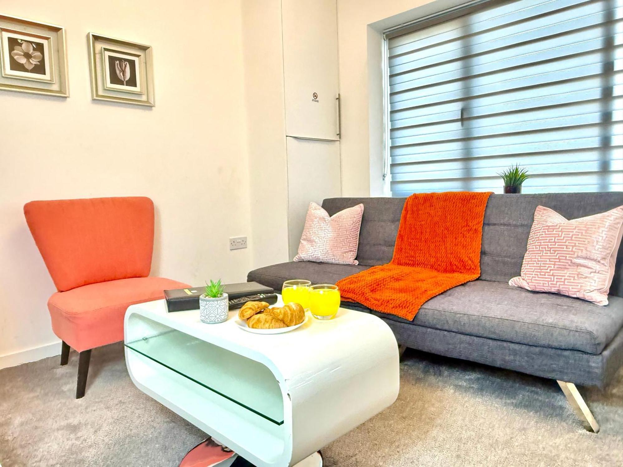 קידלינגטון Walnut Flats-F5, Stylish 1-Bedroom - Parking, Netflix, Wifi - Close To Oxford, Bicester & Blenheim Palace מראה חיצוני תמונה