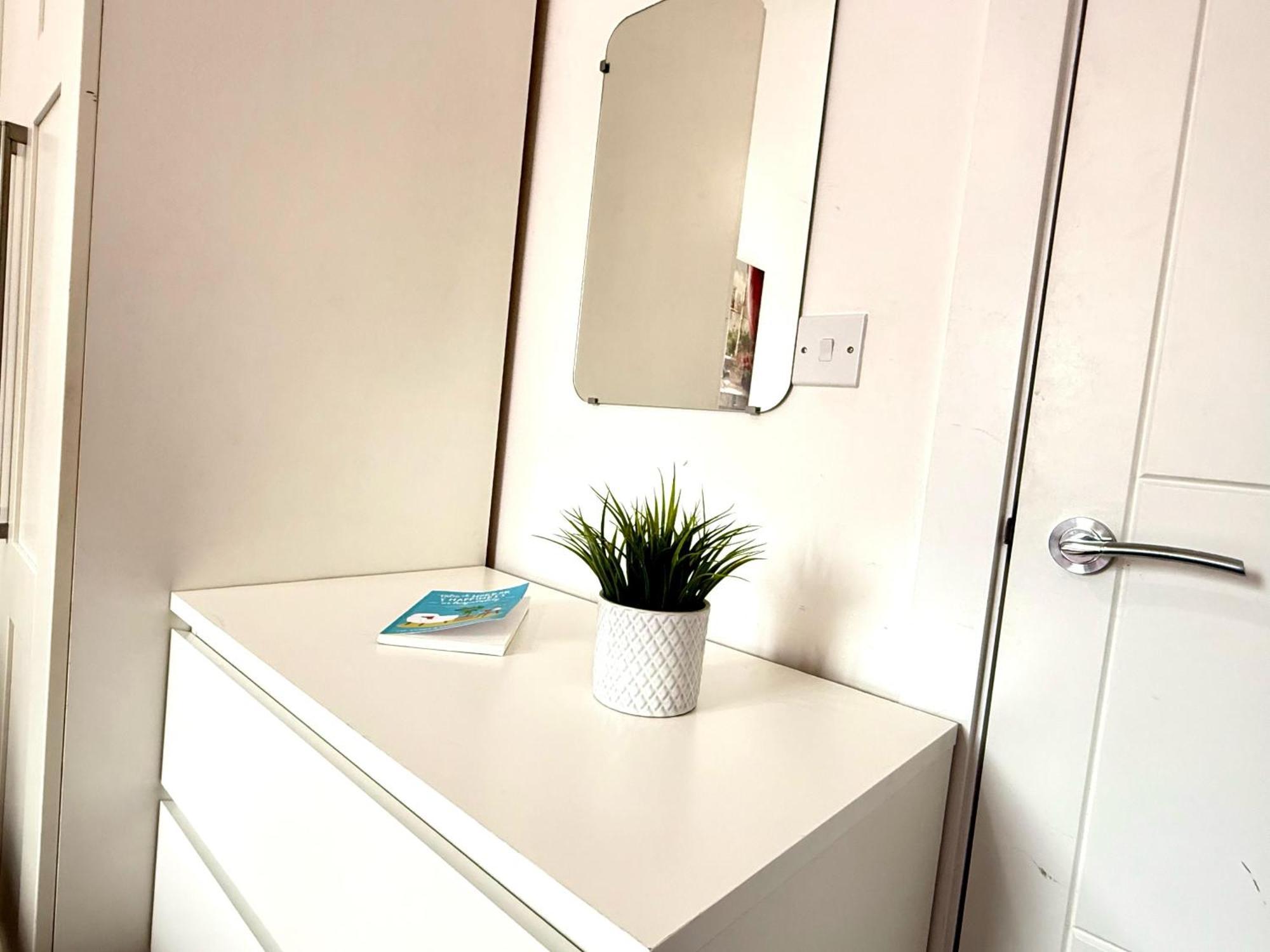 קידלינגטון Walnut Flats-F5, Stylish 1-Bedroom - Parking, Netflix, Wifi - Close To Oxford, Bicester & Blenheim Palace מראה חיצוני תמונה