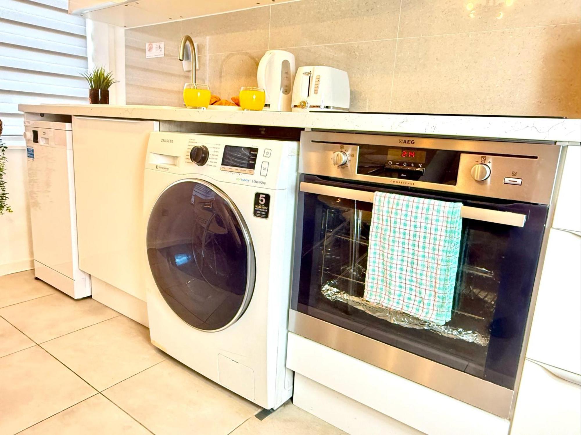 קידלינגטון Walnut Flats-F5, Stylish 1-Bedroom - Parking, Netflix, Wifi - Close To Oxford, Bicester & Blenheim Palace מראה חיצוני תמונה